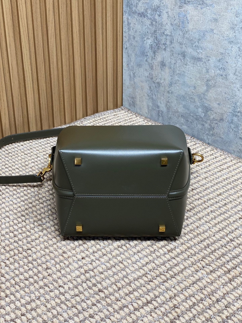 Y51 top handle bags